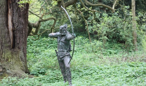 cây sồi Major và Robin Hood